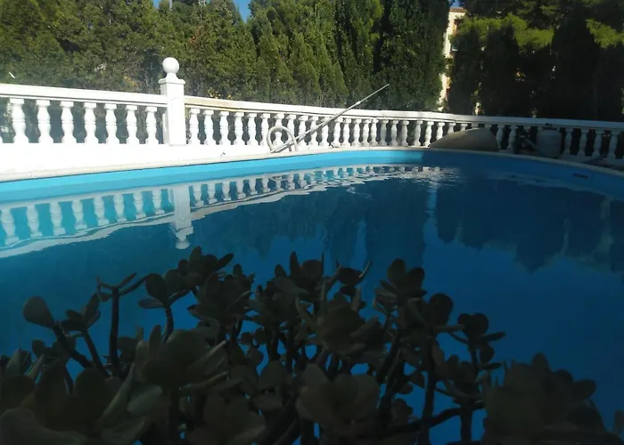 Villa Carmen - Chalet Privado Con Piscina, Jardin Y Barbacoa